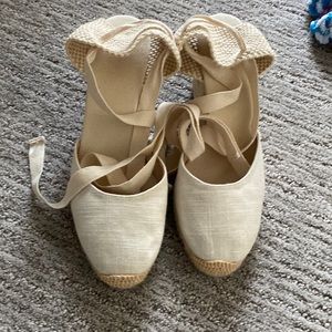 Great condition espadrilles